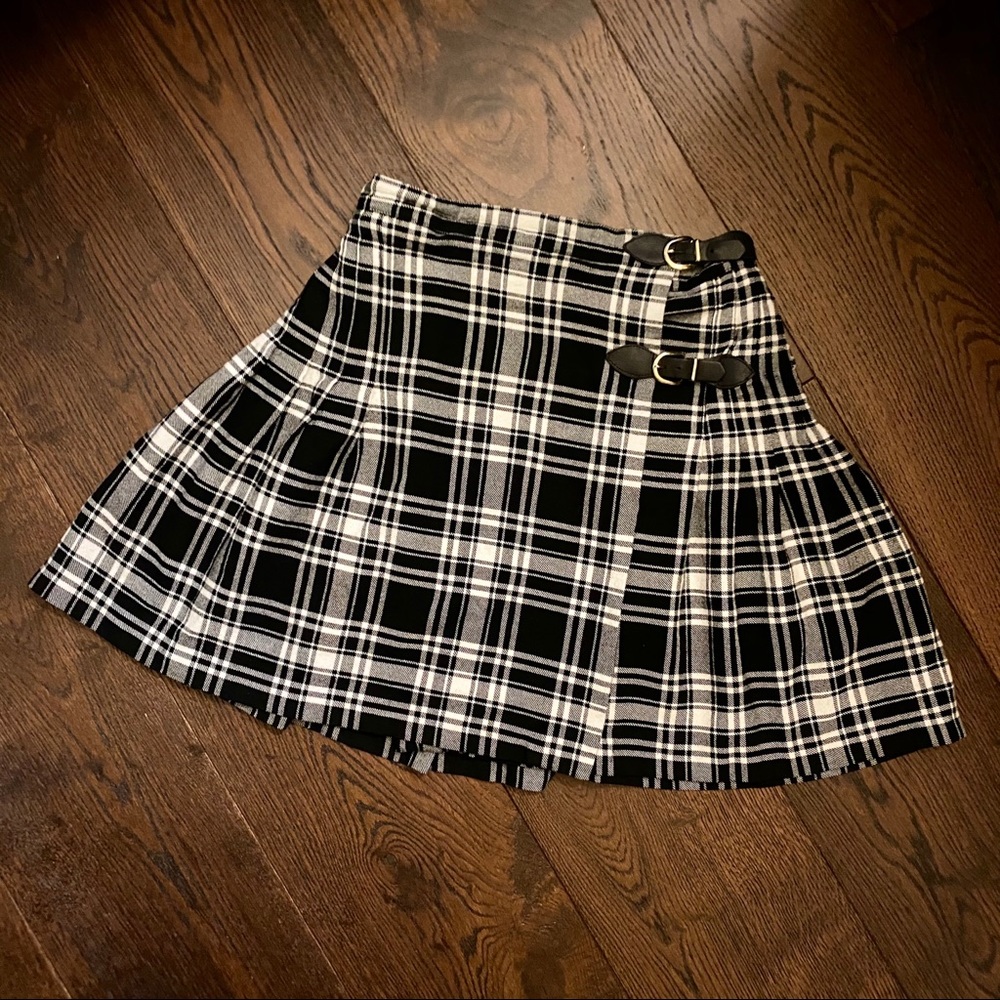 Y2K black and white pleated plaid mini skirt